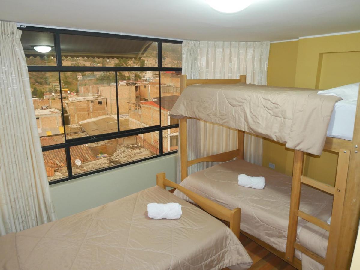Wayra Hotel 2*