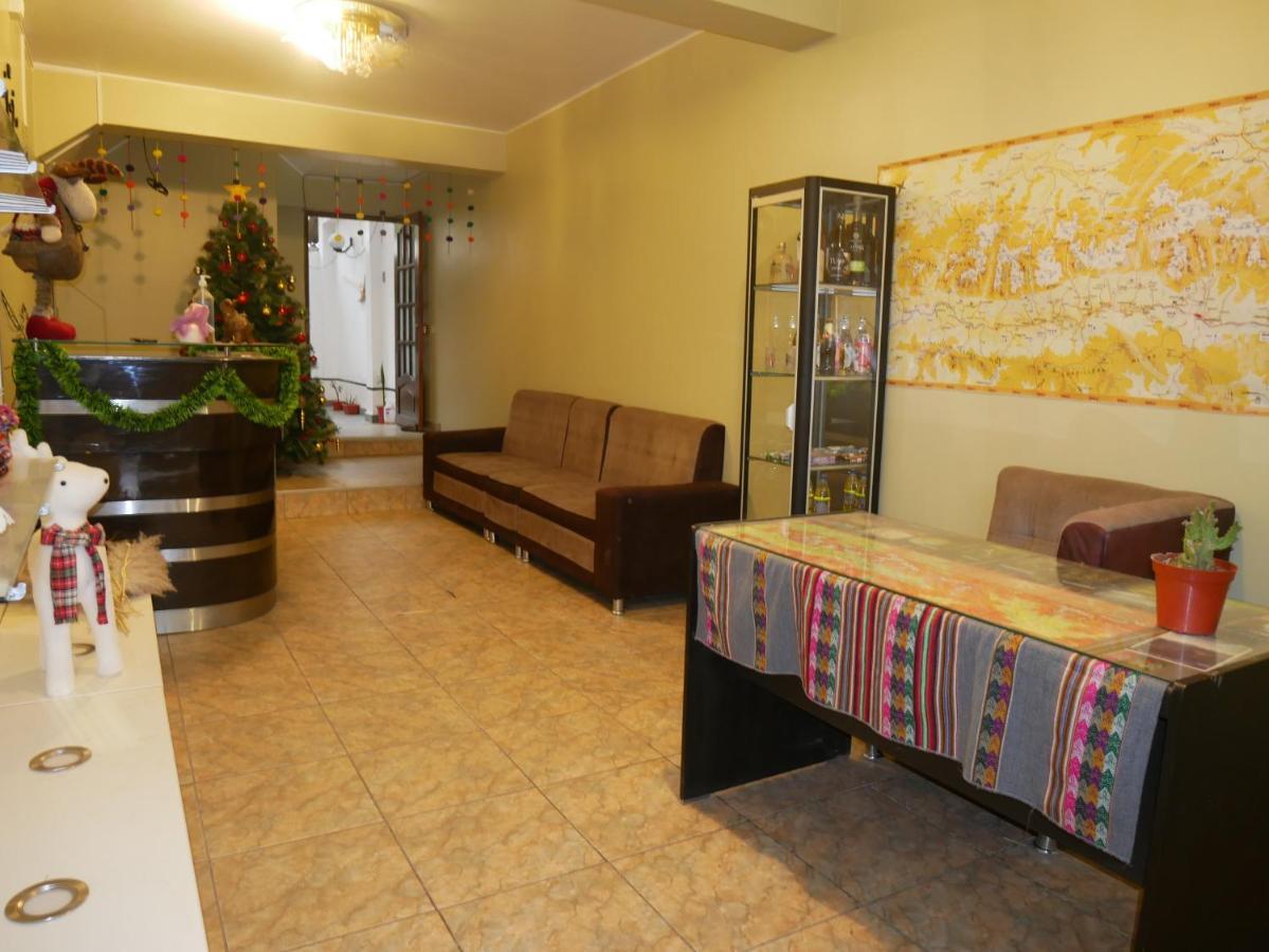 Hotel Wayra 2*